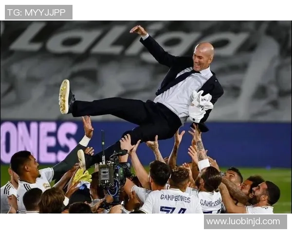 北美洲足球明星：盘点那些在足坛闪耀的球员及其影响力